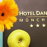 Daniel Otel
